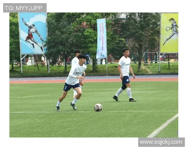 足球球星高清视频展现赛场英姿与无限帅气瞬间魅力